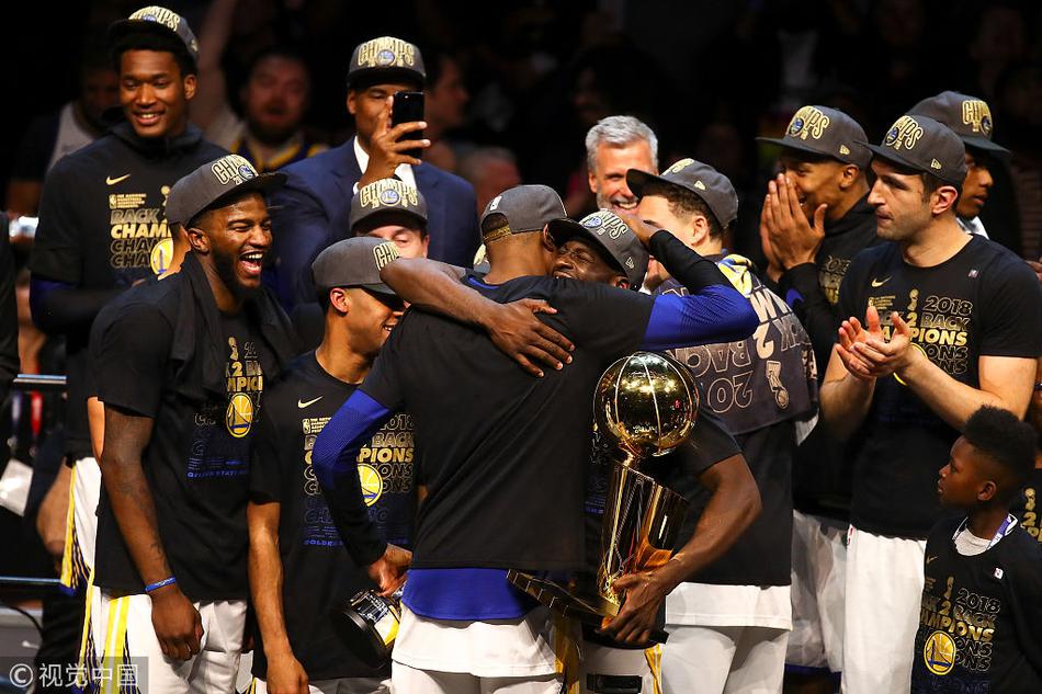 格林杜兰特拥抱