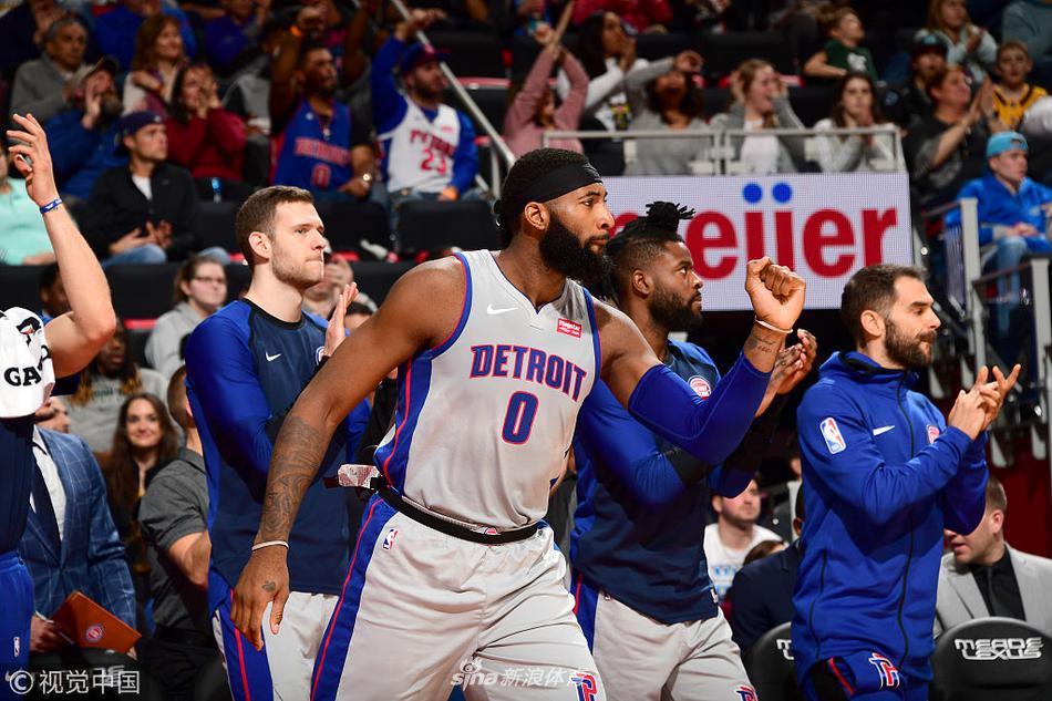 庄神给队友加油