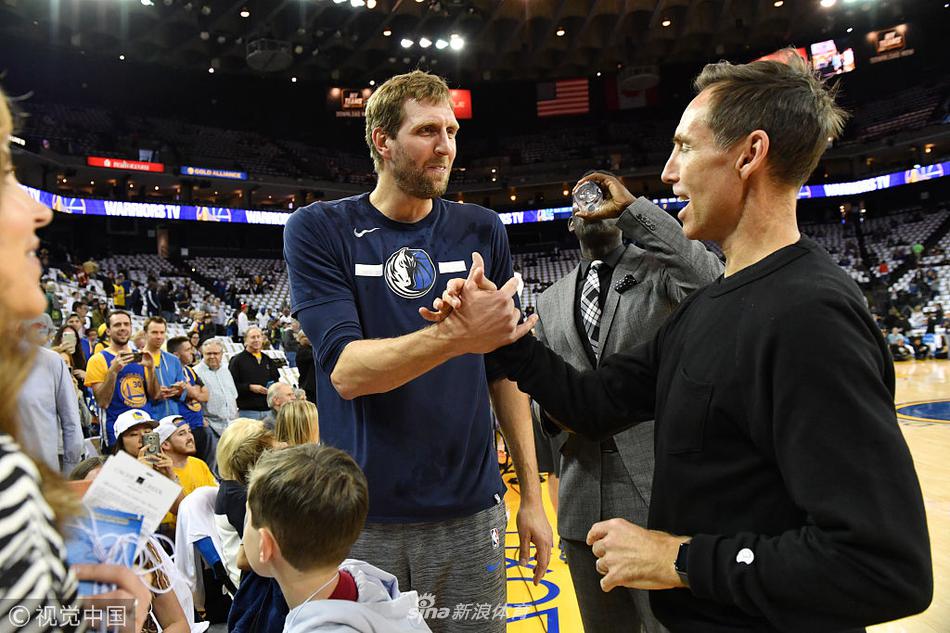 回忆杀！达拉斯小牛三剑客再聚首