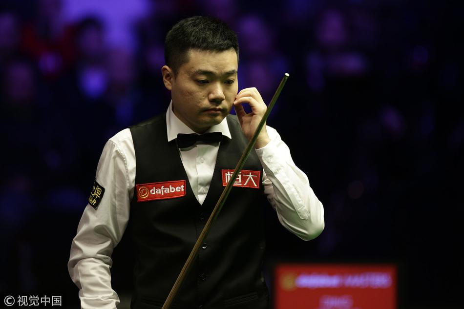 大师赛-丁俊晖6-5布雷切尔