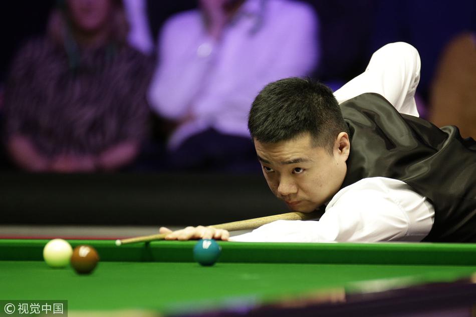 大师赛-丁俊晖6-5布雷切尔