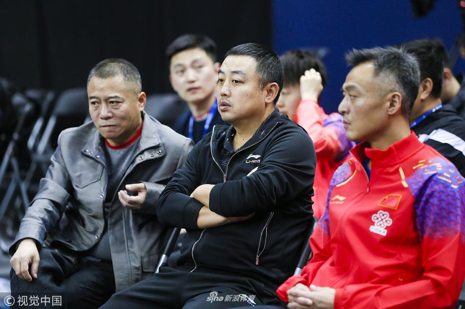 直通赛李晓霞任解说嘉宾刘国梁观战