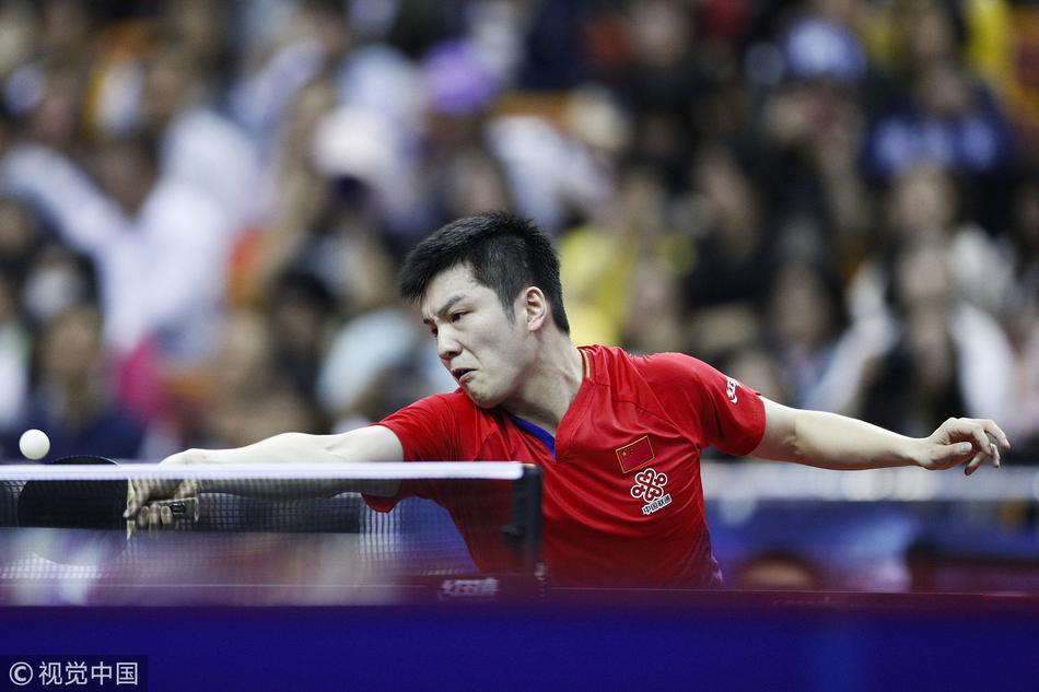 直通赛樊振东3-0梁靖