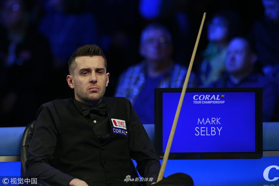 巡回锦标赛罗伯逊6-2塞尔比