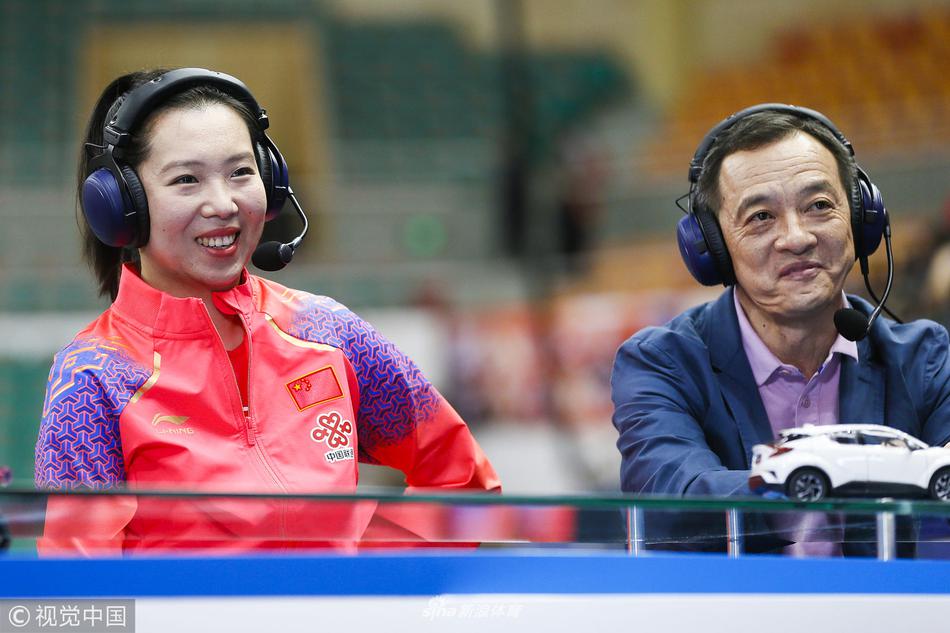 直通赛李晓霞任解说嘉宾刘国梁观战