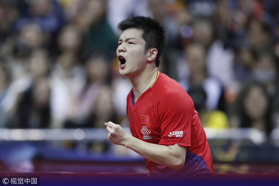 直通赛樊振东3-0梁靖