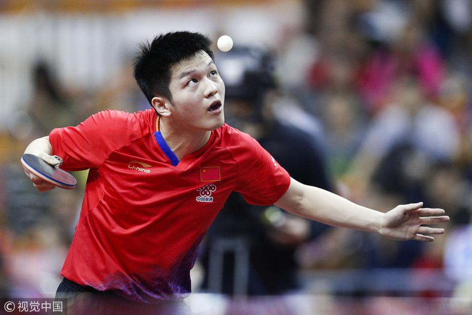 直通赛樊振东3-0梁靖