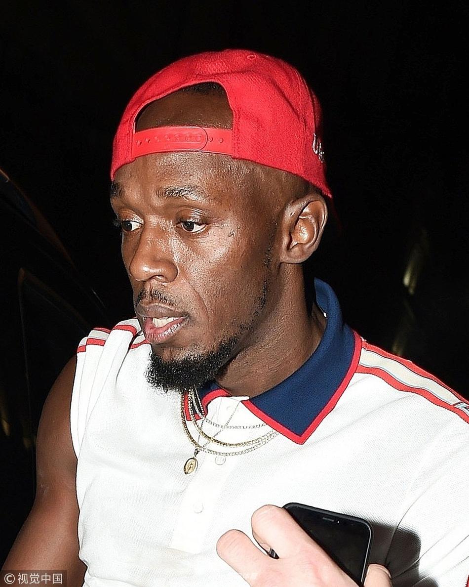 博尔特夜店狂欢结账险发生冲突