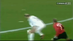 艺术足球！齐达内神级过人