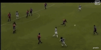 艺术足球！齐达内神级过人