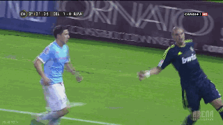 佩佩：咦，刚发生了啥？