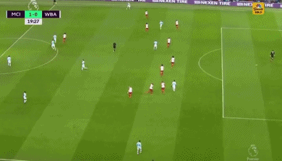 开天眼！足坛第一直塞大师是他