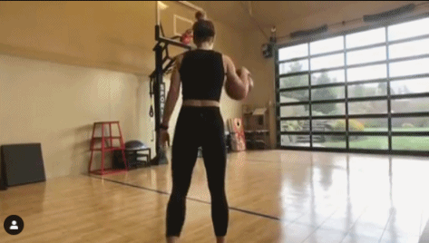 我酸了!开拓者抗勇奇兵家藏娇妻!颜值超高球技也十分不俗!