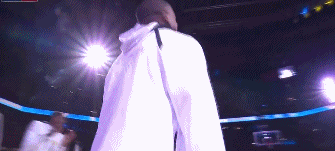 伊戈达拉领取戒指