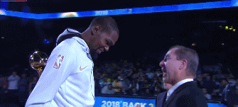 杜兰特压轴出场