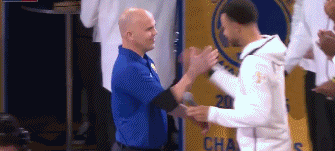 勇士装备经理领取戒指