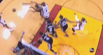 1、2013年总决赛第六场 马刺100-103热火