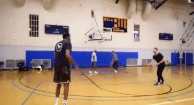 杜兰特训练三分视频曝光！恢复投篮第6天 他就把三分线当罚球线