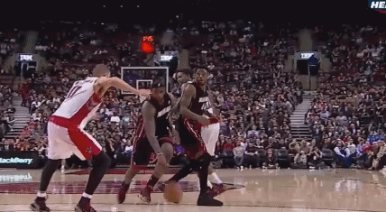 猛龙大中锋瓦兰丘纳斯也hold不住