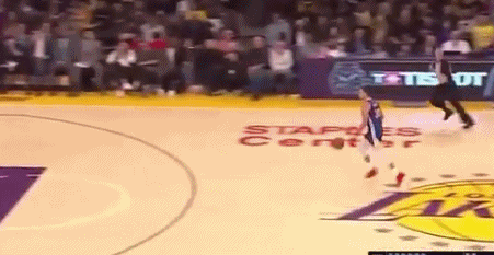 人类扣飞精华！生死球库里扣篮玩砸了 来回顾金州拉文黑历史