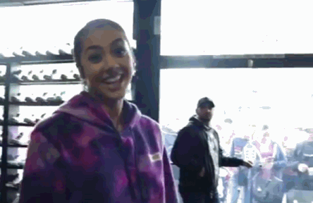 欧文高调公布恋情！女方是网红美妆博主 曾跟男模拍亲密写真