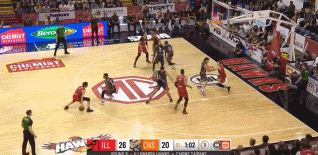 预订状元？18岁三球狂砍32分11板13助！神准三分+突破暴扣看呆了