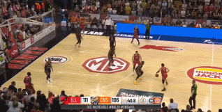 预订状元？18岁三球狂砍32分11板13助！神准三分+突破暴扣看呆了