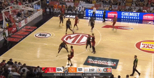 预订状元？18岁三球狂砍32分11板13助！神准三分+突破暴扣看呆了