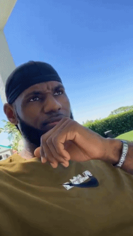 我的偶像是ZZ系列之自拍狂魔勒布朗！詹姆斯连发15段自拍小视频