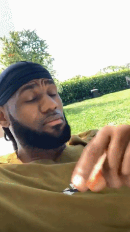 我的偶像是ZZ系列之自拍狂魔勒布朗！詹姆斯连发15段自拍小视频