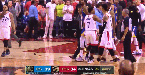 杜兰特复出再次受伤!跟腱伤势赛季报销