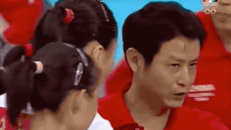 复制粘贴!巩俐神仙演技还原郎平