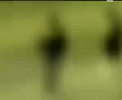 轻松跳过队友头顶