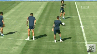 逆天停球！皇马球感最好的是他