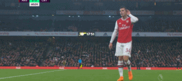 阿森纳队长遭狂嘘 竟挑衅回应