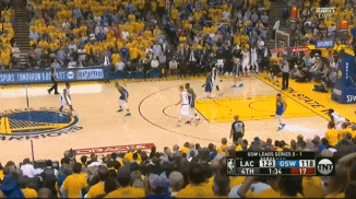 一轮季后赛两次打哭勇士的男人！这是洛杉矶最强的23号啊