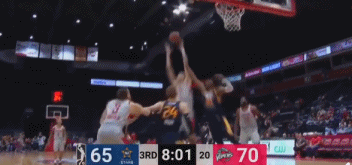 周琦内线自投自抢自扣