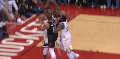 4、戈登突破造犯规未果