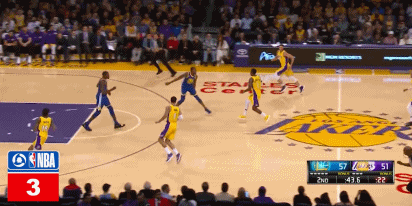 南斯（效力湖人时对阵勇士）