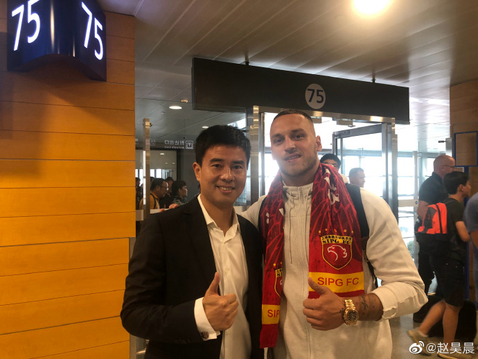 阿瑙托维奇来了