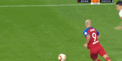 2-葛振恶意踹人遭马宁直红罚下