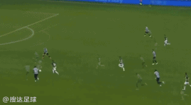 武磊太火爆！154分钟狂造3球