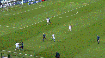 老将横梁3救险 国米赢得太刺激