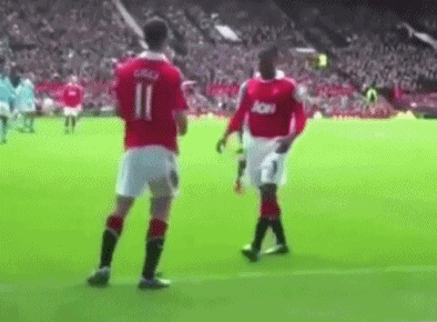 曼联传奇退役 回顾8大经典瞬间