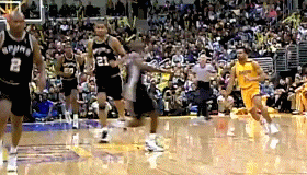 超过瘾！科比职业生涯20大骑扣！这就是我们喊他飞侠的原因