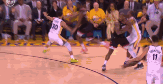 保罗发飙哈登被垫脚！裁判跟德帅认错！科尔说他是乔丹！G1戏太多