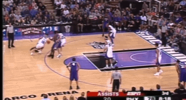 全NBA传球最飘逸的就是他了吧！把失误转化成no look pass第一人