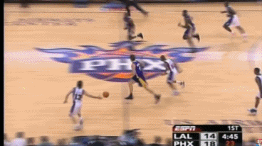 全NBA传球最飘逸的就是他了吧！把失误转化成no look pass第一人