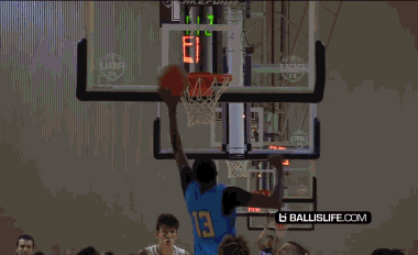 不敢撞怕他断!2米13只有172斤!瘦成这样却场均5.8帽!全美最强中锋