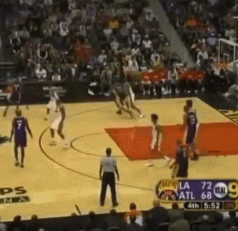 太帅!07年巅峰科比连中5球!单打乔+包夹全不行,最后他摇起了手指